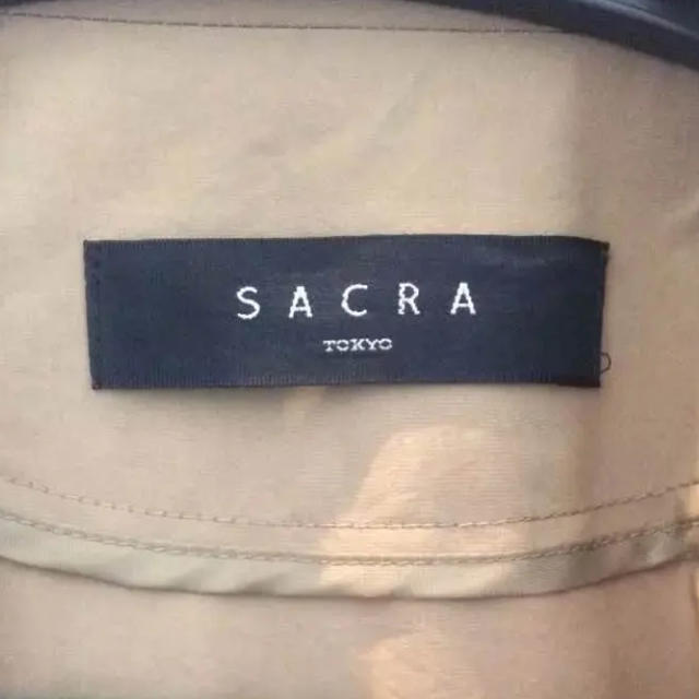 SACRA(サクラ)のsacra ユナイテッドアローズ　ナイロンタフタコート レディースのジャケット/アウター(スプリングコート)の商品写真