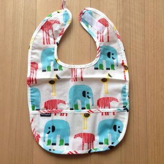 マリメッコ(marimekko)の新品★マリメッコ お食事 スタイ(お食事エプロン)