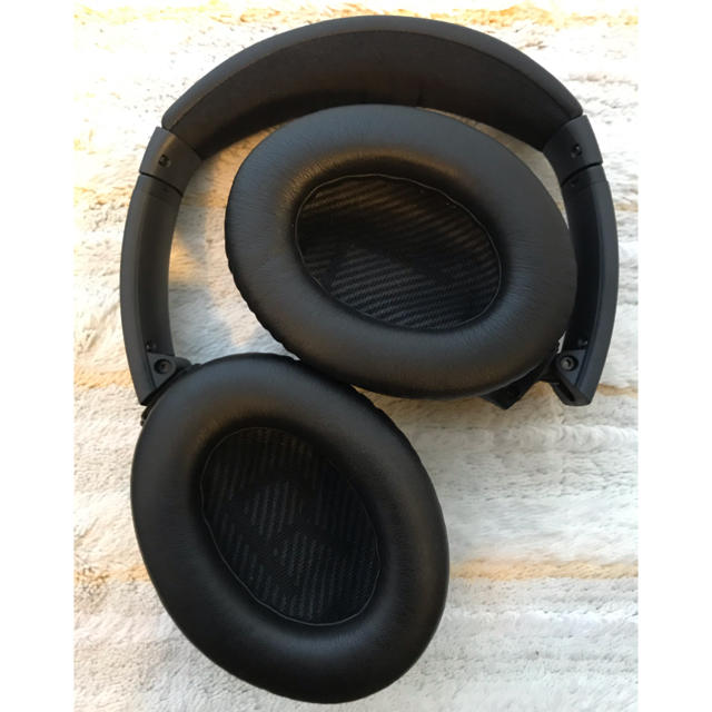 BOSE(ボーズ)のBOSE ヘッドホン QUIETCOMFORT 35  スマホ/家電/カメラのオーディオ機器(ヘッドフォン/イヤフォン)の商品写真