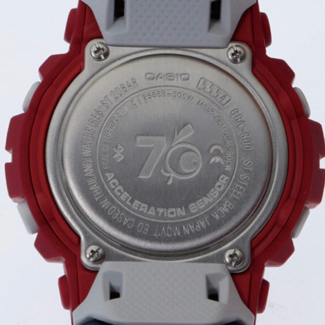広島東洋カープ(ヒロシマトウヨウカープ)の★新品未使用★ ２セット　カープ　G-SHOCK 2020 メンズの時計(腕時計(デジタル))の商品写真