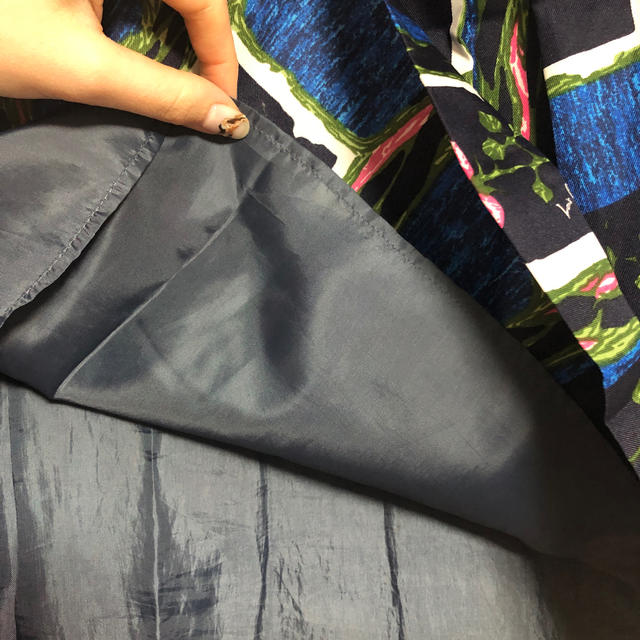 Lois CRAYON(ロイスクレヨン)の手編み大好き様専用　スカート　ロイスクレヨン レディースのスカート(ひざ丈スカート)の商品写真