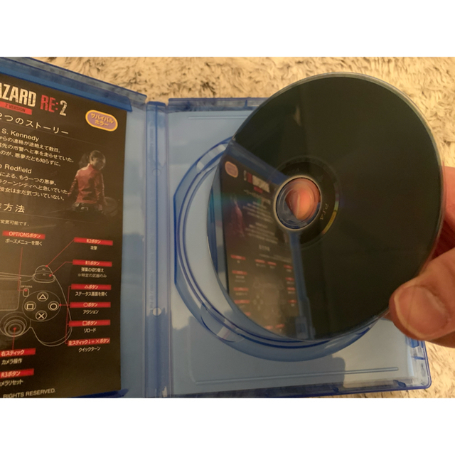 PlayStation4(プレイステーション4)のバイオハザード2  RE2 biohazard re:2 エンタメ/ホビーのゲームソフト/ゲーム機本体(家庭用ゲームソフト)の商品写真