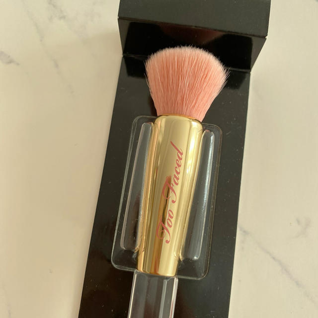 Too Faced(トゥフェイス)のトゥーフェイスド  ブラシ 新品未使用 コスメ/美容のキット/セット(コフレ/メイクアップセット)の商品写真