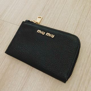 ミュウミュウ(miumiu)の【未使用品】miumiu ミュウミュウ キーケース コインケース 財布 ケース(キーケース)