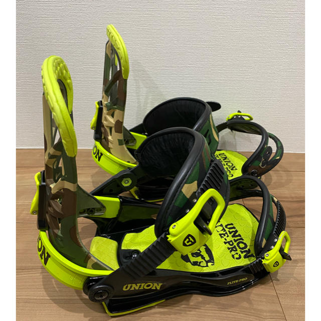 UNION FLITE PRO Mサイズ ユニオン フライト プロ 可愛いクリスマス