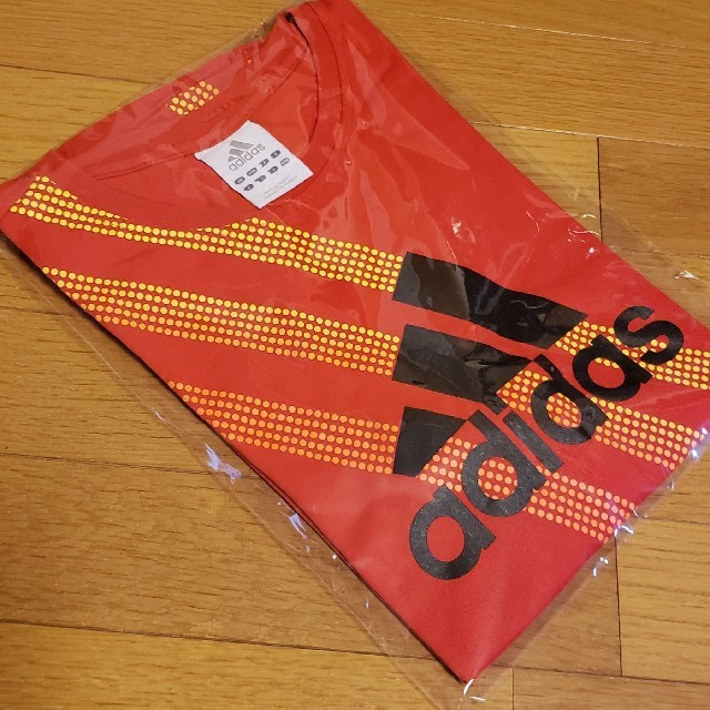 adidas(アディダス)のadidas Tシャツ中古 最終値下げ！ レディースのトップス(Tシャツ(半袖/袖なし))の商品写真