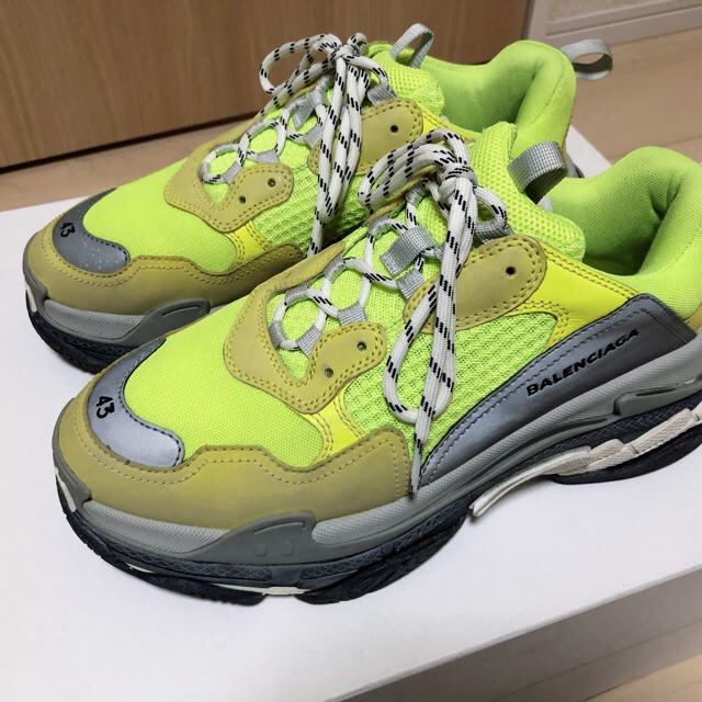 確実正規品 balenciaga triple S 40 ネオンイエロー