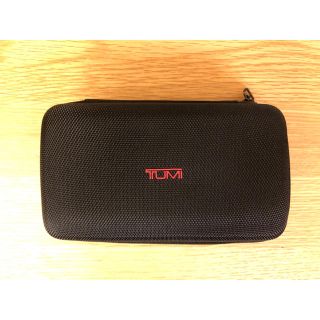 トゥミ(TUMI)のDELTA/TUMI アメニティポーチ（ブラック)(旅行用品)