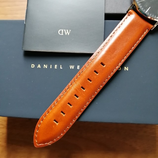 Daniel Wellington(ダニエルウェリントン)の【未使用】ダニエルウェリントン　40mm メンズの時計(腕時計(アナログ))の商品写真
