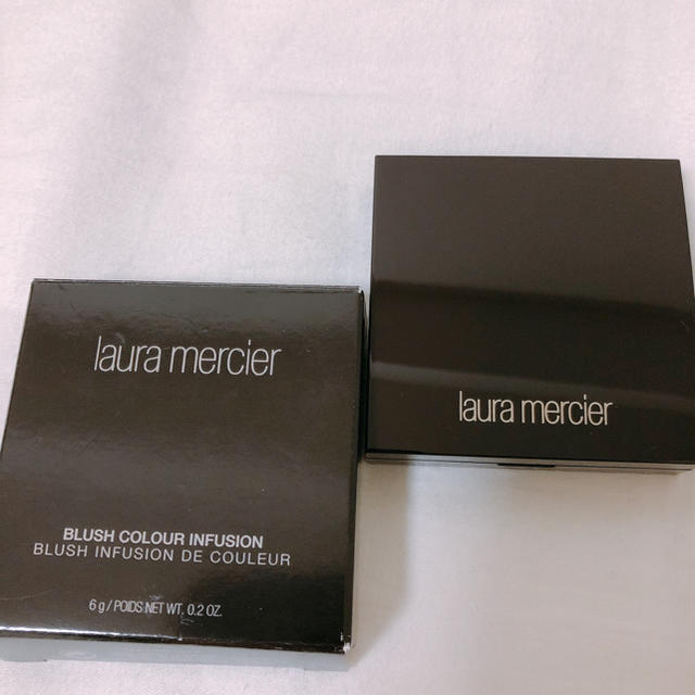 laura mercier(ローラメルシエ)のローラ メルシエ ブラッシュ カラー インフュージョン コスメ/美容のメイク道具/ケアグッズ(チーク/フェイスブラシ)の商品写真