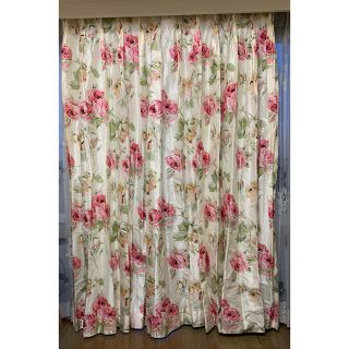 ローラアシュレイ(LAURA ASHLEY)のオーダーカーテン(カーテン)