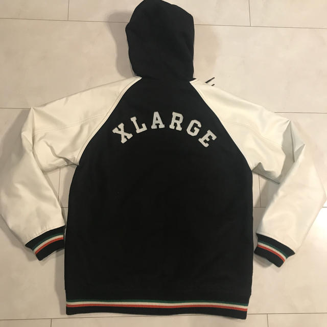 XLARGE(エクストララージ)のX-LARGE エクストララージ スタジアムジャンバー Lサイズ メンズのジャケット/アウター(スタジャン)の商品写真