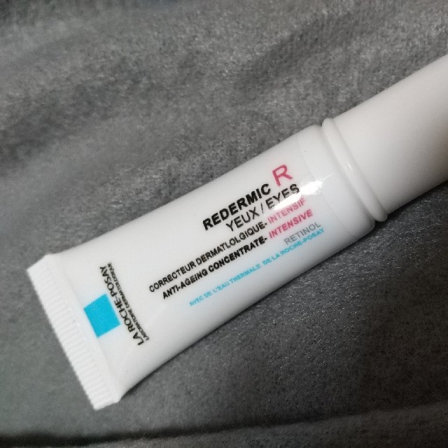 LA ROCHE-POSAY(ラロッシュポゼ)のyhiromi2000様専用　ラロッシュポゼ　レダミック R アイクリーム2個 コスメ/美容のスキンケア/基礎化粧品(アイケア/アイクリーム)の商品写真