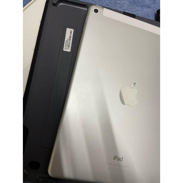 Apple(アップル)のiPad Air2 wifi セルラ　simフリー　お得セット スマホ/家電/カメラのPC/タブレット(タブレット)の商品写真