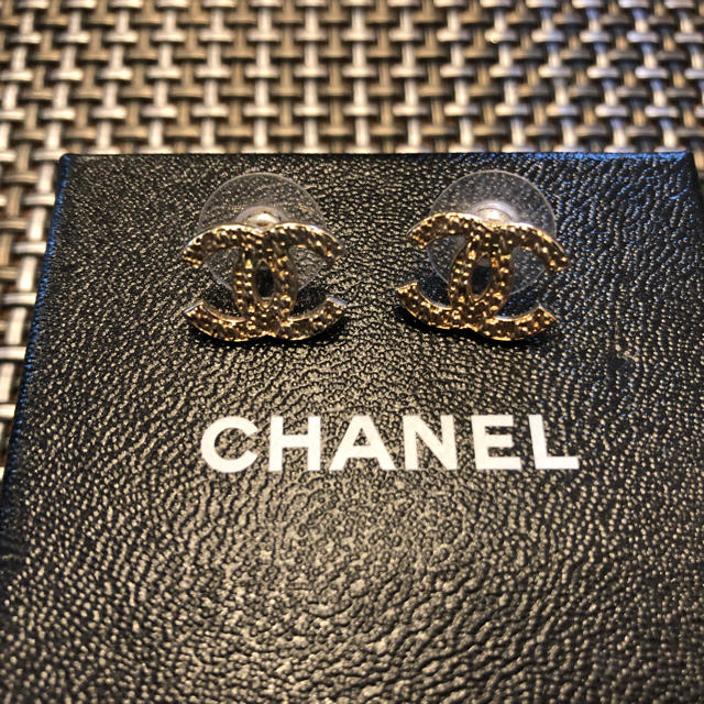 CHANEL(シャネル)のCHANELピアス✩.正規品 レディースのアクセサリー(ピアス)の商品写真