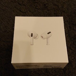 アップル(Apple)の【新品未開封】AirPods Pro MWP22J/A(ヘッドフォン/イヤフォン)