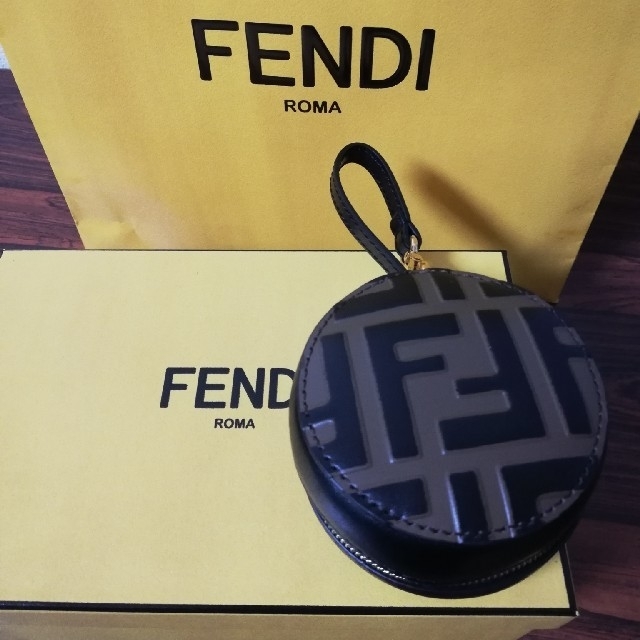 FENDI(フェンディ)のfendi ecobag フェンディエコバッグチャーム レディースのアクセサリー(チャーム)の商品写真