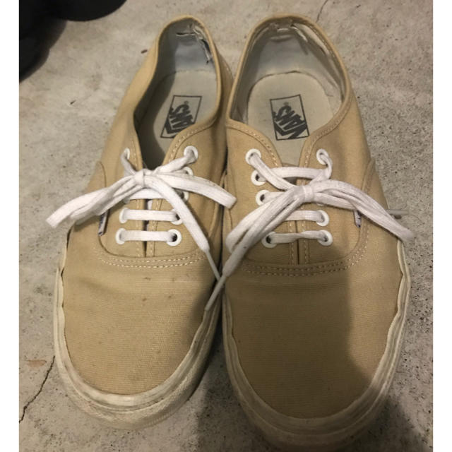 VANS(ヴァンズ)のvans authentic ベージュ メンズの靴/シューズ(スニーカー)の商品写真