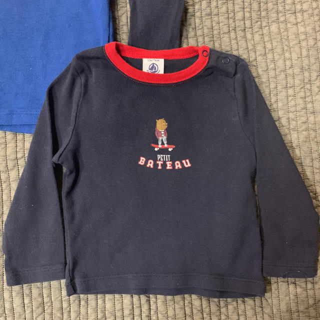 PETIT BATEAU(プチバトー)のプチバトー★ロンT★長袖Tシャツ★12ヶ月★74センチ★美品 キッズ/ベビー/マタニティのベビー服(~85cm)(Ｔシャツ)の商品写真