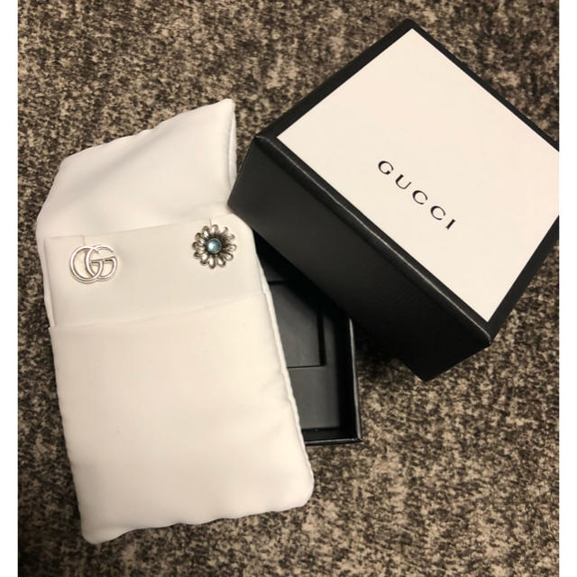 てん様専用　GUCCI ダブルG フラワー　ピアス | フリマアプリ ラクマ