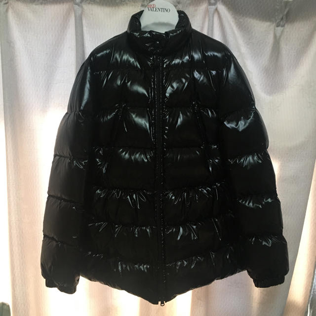 RED VALENTINO(レッドヴァレンティノ)のRed Valentino  ダウンジャケット　未使用♡ レディースのジャケット/アウター(ダウンジャケット)の商品写真