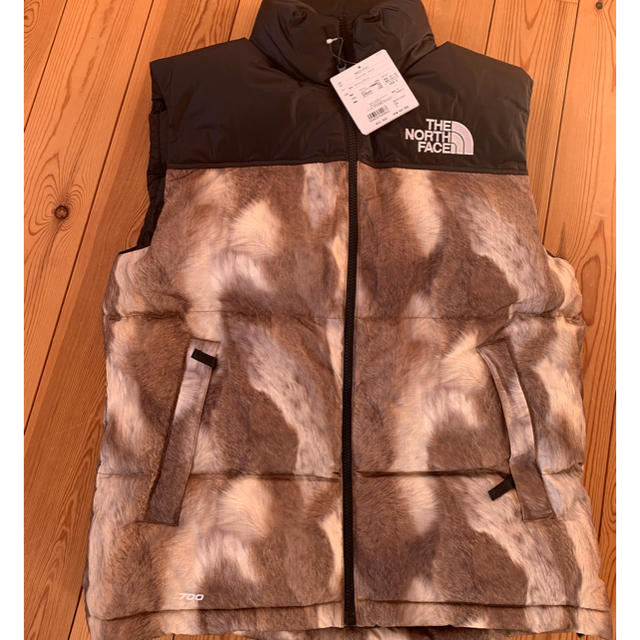 専用 Supreme ダウンベスト Fur Print Nuptse