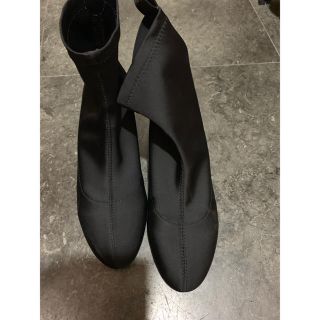 ザラ(ZARA)の美品【ZARA】ショートブーツ ストレッチ素材(ブーツ)