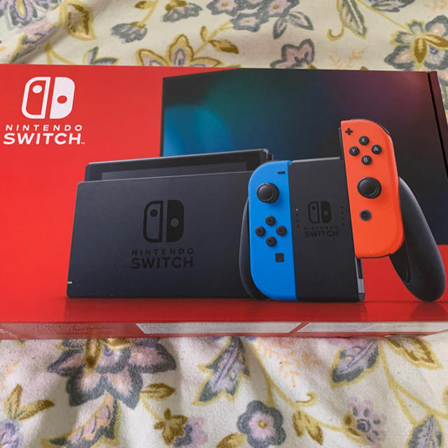 Nintendo Switch - Nintendo Switch ネオンブルー 新型 本体 中古 21/2/3保証の通販 by red's shop｜ニンテンドースイッチならラクマ