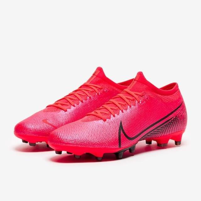 NIKE(ナイキ)のマーキュリアル ヴェイパー プロ AG vapor サッカー スパイク ナイキ スポーツ/アウトドアのサッカー/フットサル(シューズ)の商品写真