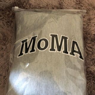 モマ(MOMA)の新品！　MOMA × champion        パーカー（M）(パーカー)