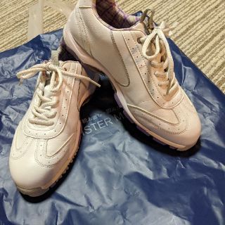 ミズノ(MIZUNO)のレディースゴルフシューズ🏌　ミズノ　mizuno　美品( • ̀ω•́  )✧(シューズ)