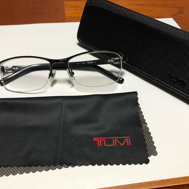 TUMI(トゥミ)のTUMI トゥミ　めがね　フレーム メンズのファッション小物(サングラス/メガネ)の商品写真