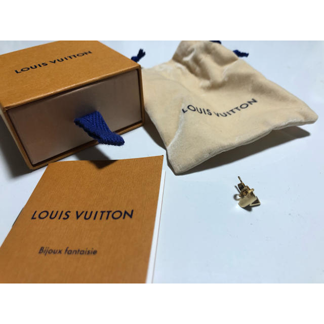 LOUIS VUITTON ピアス