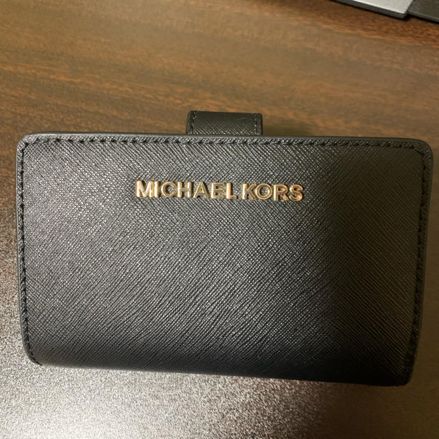 Michael Kors(マイケルコース)の超美品　マイケルコース　二つ折り財布　 メンズのファッション小物(折り財布)の商品写真