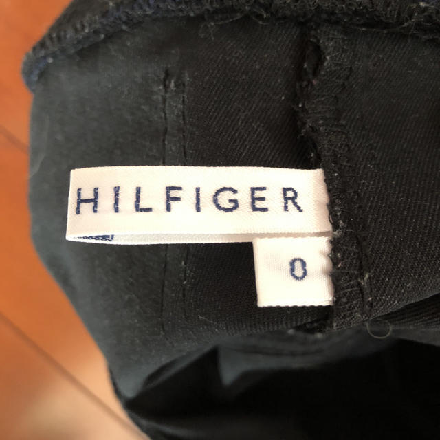 TOMMY HILFIGER(トミーヒルフィガー)の⭐︎美品トミーヒルフィガー黒のパンツ⭐︎ レディースのパンツ(カジュアルパンツ)の商品写真