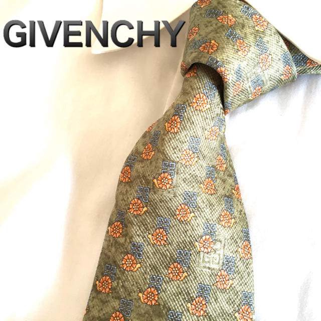 GIVENCHY(ジバンシィ)のジバンシー　ネクタイ　花柄　GIVENCHY  メンズのファッション小物(ネクタイ)の商品写真