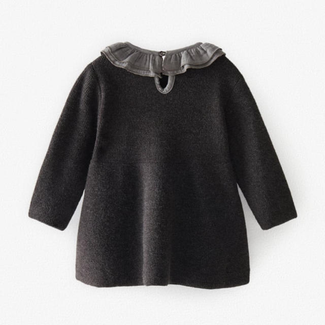 ZARA KIDS(ザラキッズ)のザラベイビー フリル  ニット　ワンピース キッズ/ベビー/マタニティのキッズ服女の子用(90cm~)(ワンピース)の商品写真