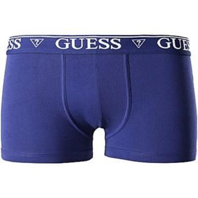 GUESS(ゲス)の新品　ゲス　ボクサーパンツ Mサイズ　メンズ　3枚セット メンズのアンダーウェア(ボクサーパンツ)の商品写真