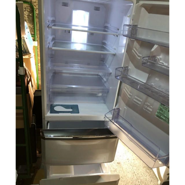 三菱(ミツビシ)の三菱　ノンフロン冷凍冷蔵庫　 　MR-C37EZ-AS1 スマホ/家電/カメラの生活家電(冷蔵庫)の商品写真
