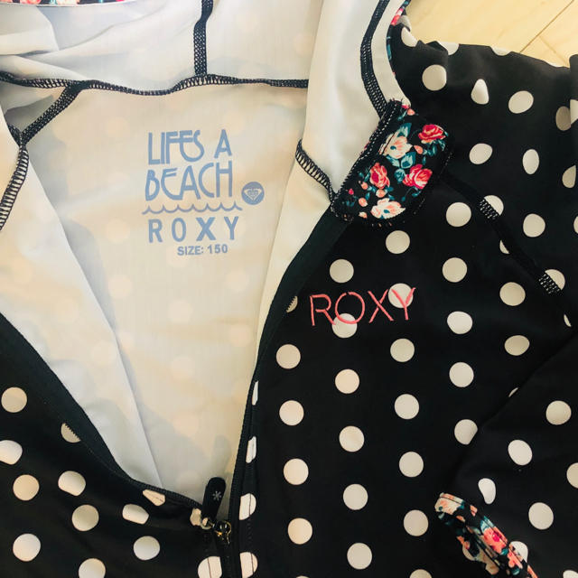 Roxy(ロキシー)の専用！ロキシーのラッシュガードキッズ キッズ/ベビー/マタニティのキッズ服女の子用(90cm~)(水着)の商品写真