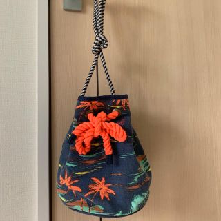 ザラキッズ(ZARA KIDS)のZARA巾着型ポシェット(ショルダーバッグ)