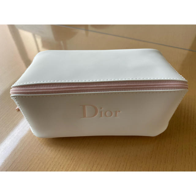 Dior(ディオール)のディオール　ポーチ【非売品】 レディースのファッション小物(ポーチ)の商品写真