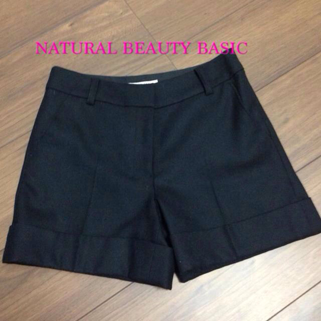 NATURAL BEAUTY BASIC(ナチュラルビューティーベーシック)のNATURAL.B.B ♡綺麗目パンツ レディースのパンツ(ショートパンツ)の商品写真