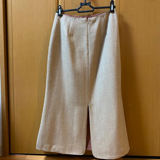 Jocomomola(ホコモモラ)の冬物スカート　ウール　（タイトフレア） レディースのスカート(ロングスカート)の商品写真