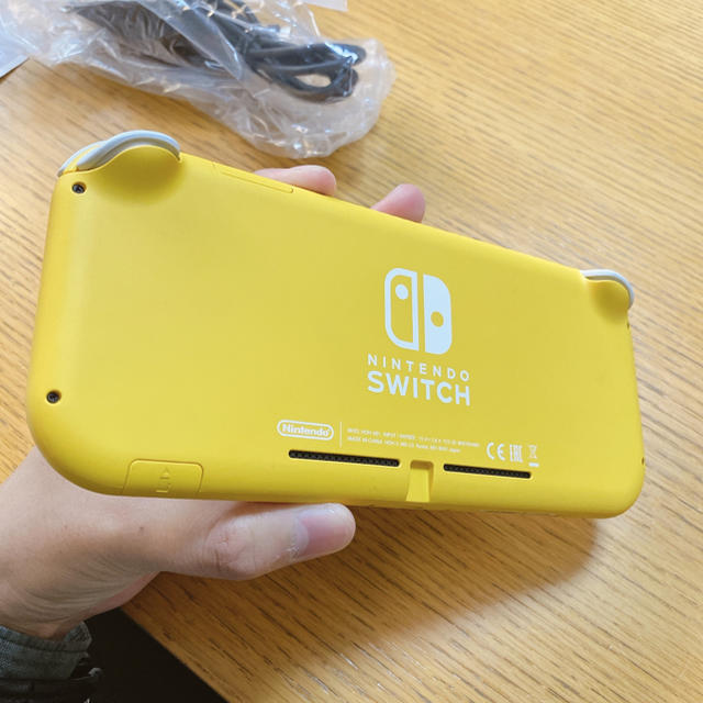 超美品！NintendoSwitch  lite イエロー 本体