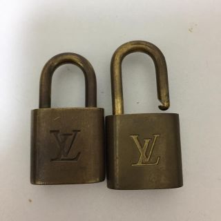 ルイヴィトン(LOUIS VUITTON)のルイヴィトン  南京錠パドロックのみ 2個セット 中古(キーホルダー)