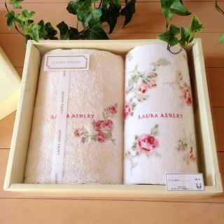 ローラアシュレイ(LAURA ASHLEY)のローラアシュレイ タオルセット(タオル/バス用品)