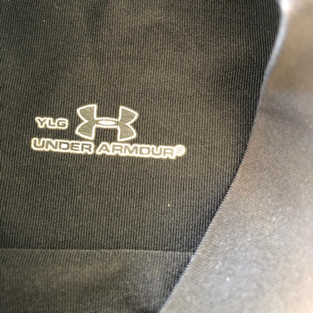 UNDER ARMOUR(アンダーアーマー)のアンダーアーマ　ジュニア キッズ/ベビー/マタニティのキッズ服男の子用(90cm~)(Tシャツ/カットソー)の商品写真