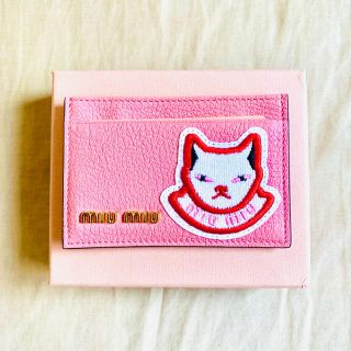 ミュウミュウ(miumiu)のmiu miu パスケース ピンク 猫 新品未使用(名刺入れ/定期入れ)