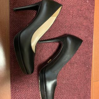 PRADA - プラダの黒パンプスの通販 by はぴさん's shop|プラダならラクマ